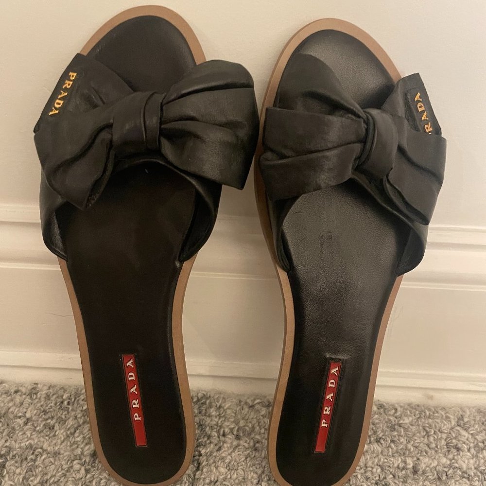 Prada flat black sandal with bow size 37.5